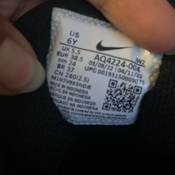 Nike Team Hustle d9 Basketball shoes - Picture 4 of 4